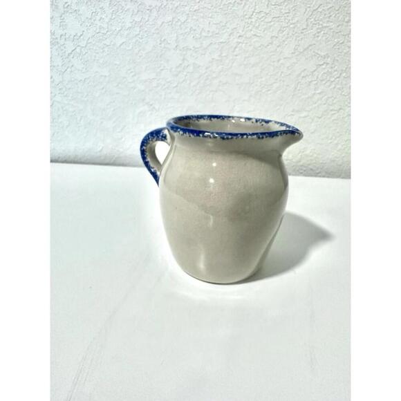 Vintage Loomco Creamer Pitcher with Handle Stoneware Tan with Blue Floral Design - Picture 4 of 6